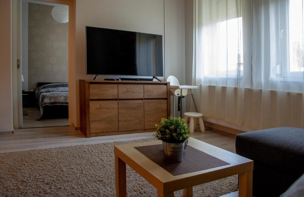 אגר Family Residence מראה חיצוני תמונה