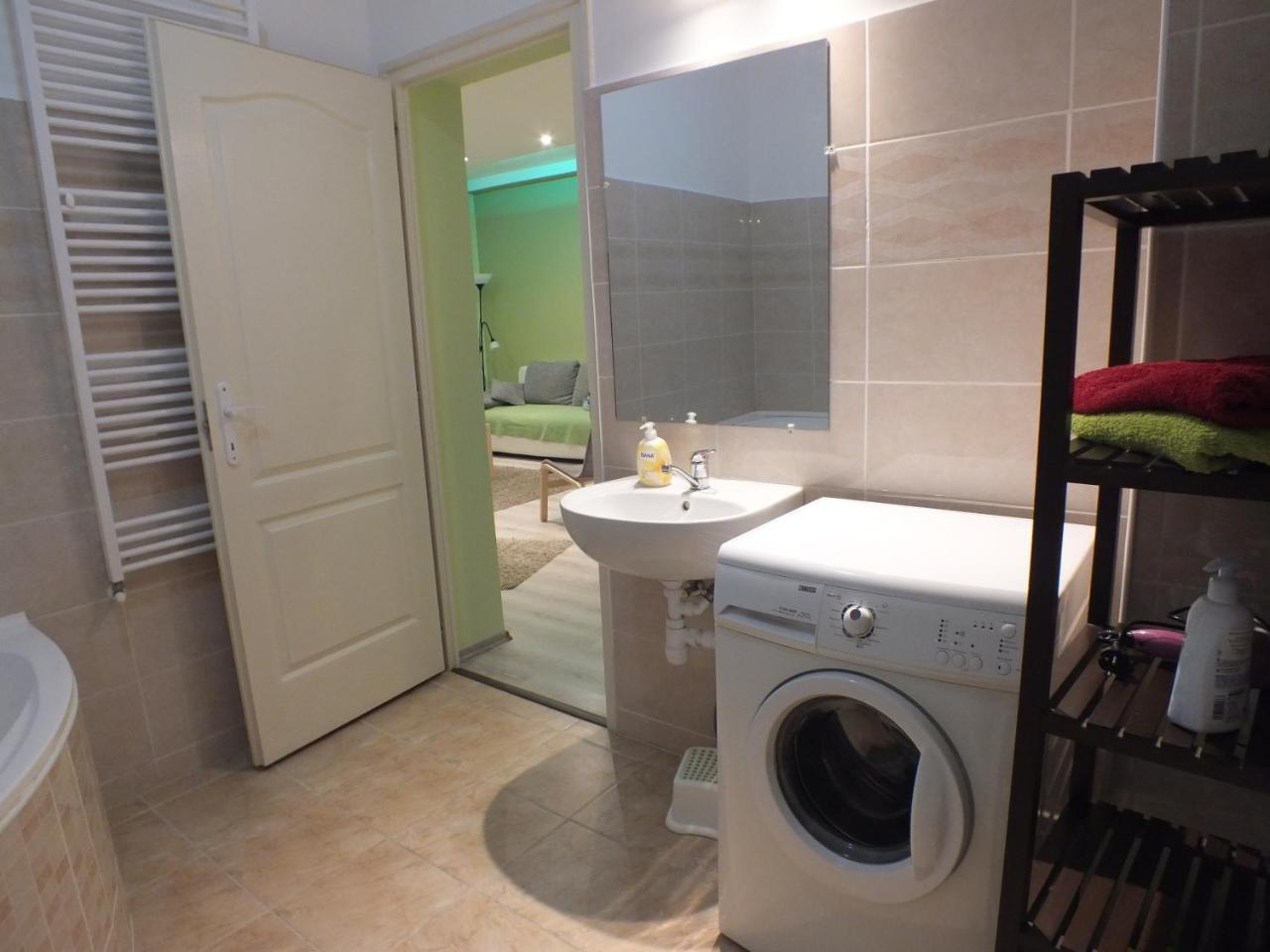 אגר Family Residence מראה חיצוני תמונה
